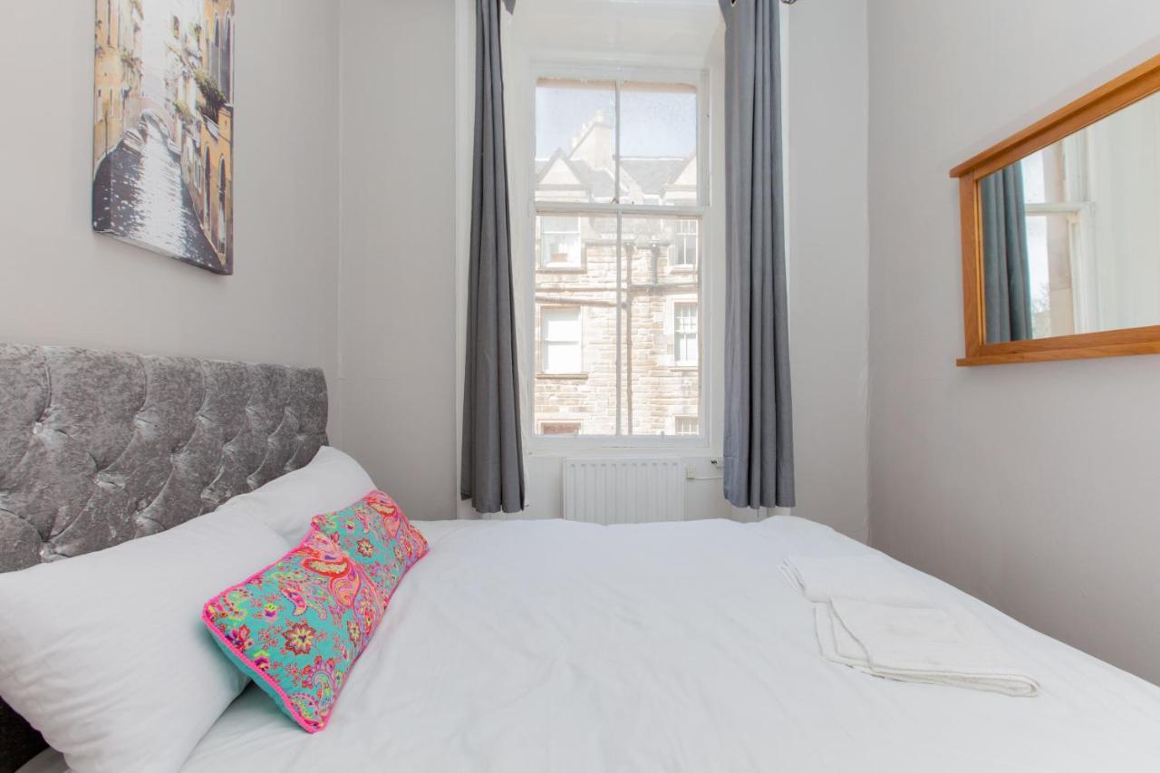Bright & Homely City Centre Apartment Near Holyrood إدنبرة المظهر الخارجي الصورة