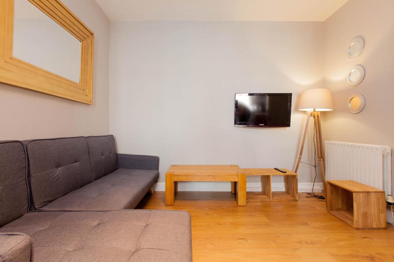 Bright & Homely City Centre Apartment Near Holyrood إدنبرة المظهر الخارجي الصورة